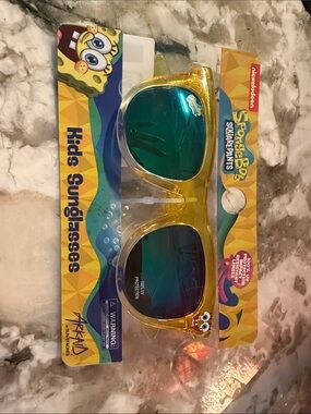 SpongeBob SquarePants Yellow Kids Sunglasses with Blue-Green Mirrored Lenses